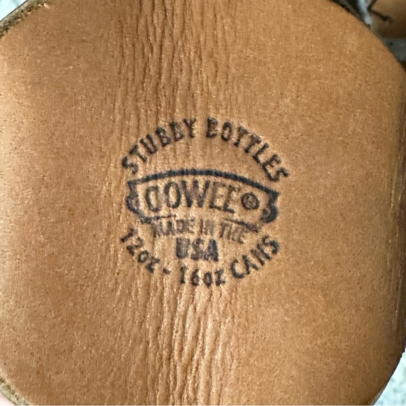 LEATHER CAN HOLDERS lot of 4 Mercedes-Benz Coozie for 12-16 oz cans. NWT - Picture 5 of 7